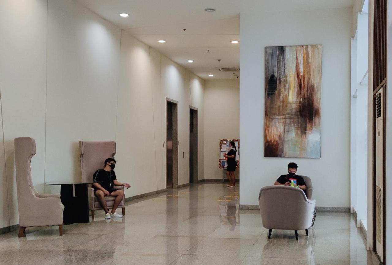 Reddoorz Plus @ Silk Residences Sta. Mesa Monthly Stay Manila Bagian luar foto