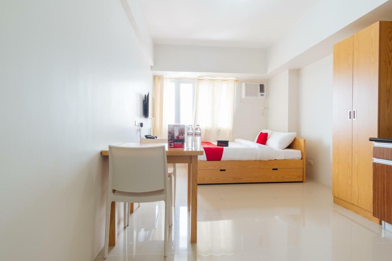 Reddoorz Plus @ Silk Residences Sta. Mesa Monthly Stay Manila Bagian luar foto