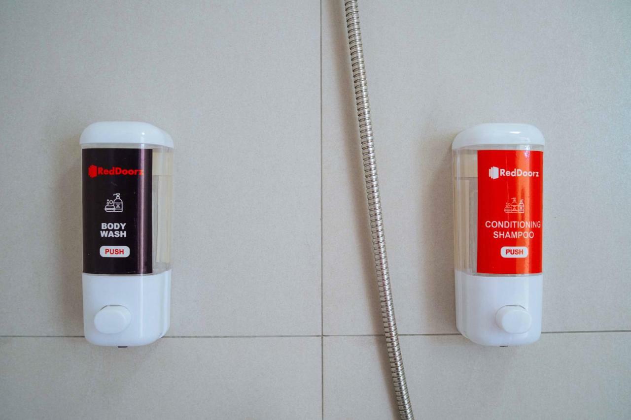 Reddoorz Plus @ Silk Residences Sta. Mesa Monthly Stay Manila Bagian luar foto